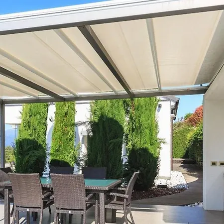 Piscina Villa *