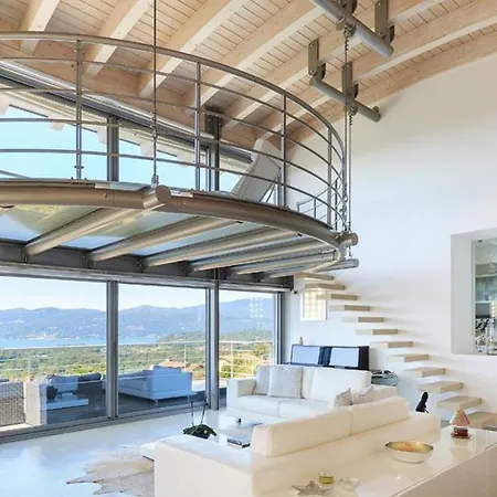 Piscina Villa *